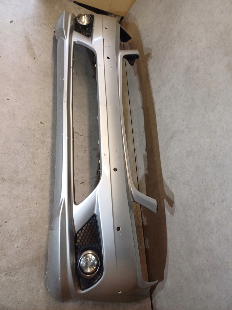 Купити Бампер перед mercedes c klasa w204 amg 2007- nr. a2048853725