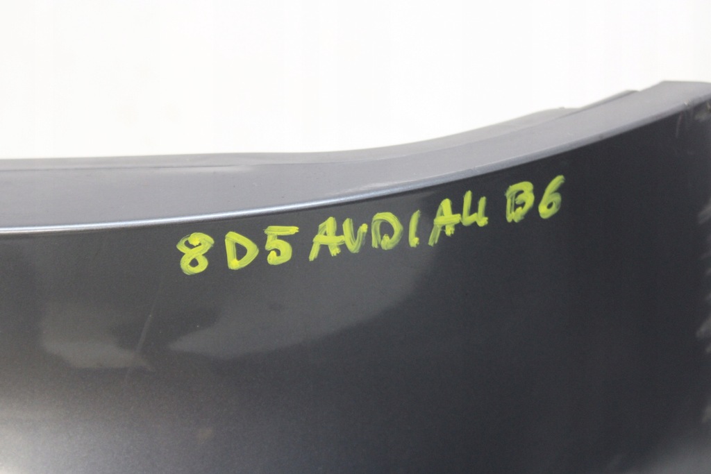 фото №10, Audi a4 b6 kombi 00r- бампер задняя задний lx7z