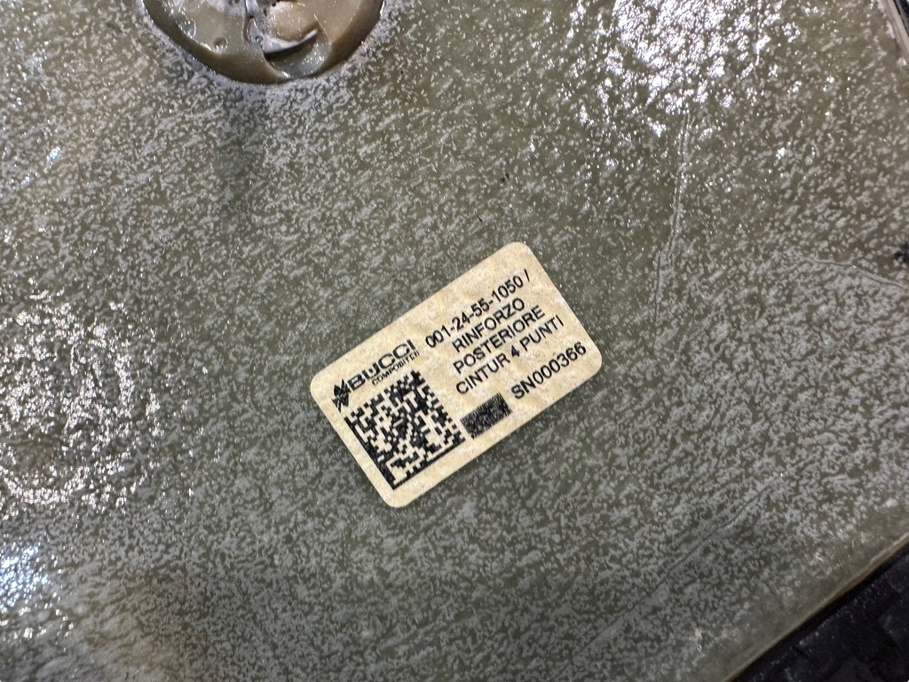 фото №8, Ferrari sf90 xx stradale карбон задній екран рама підсилювач 741153