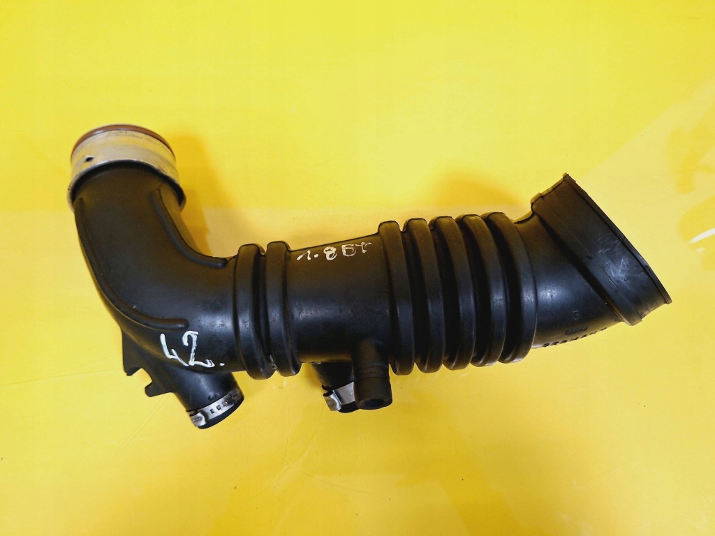 фото №1, Труба воздухозаборник воздуха audi a3 8l 1.8 t nr42