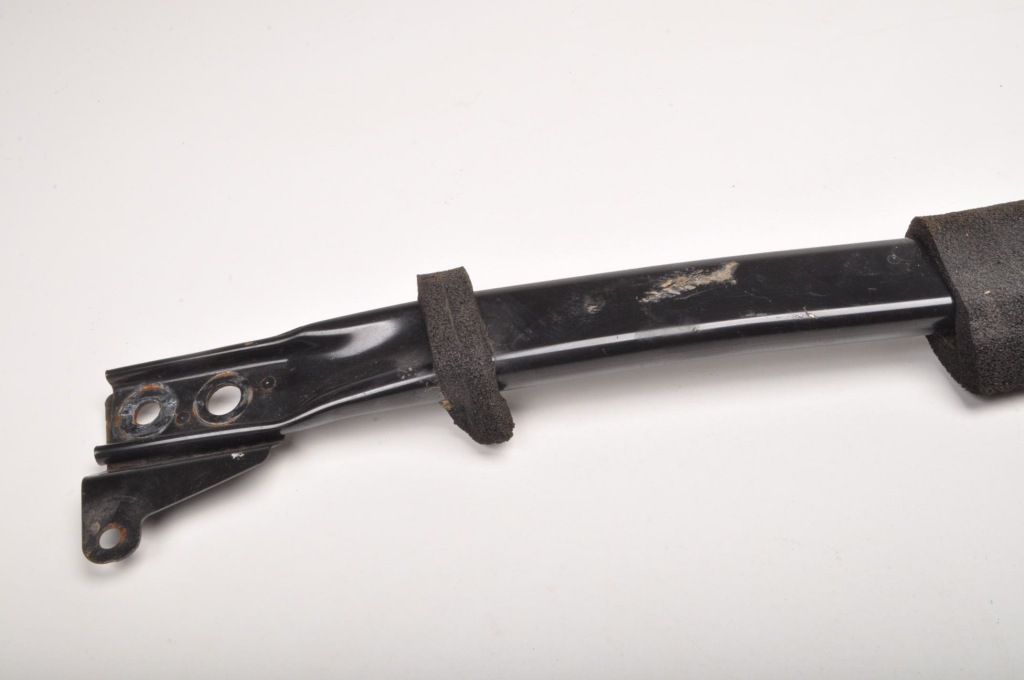 Land rover discovery sport l550 розпірка балка k8d23b328af Ціна