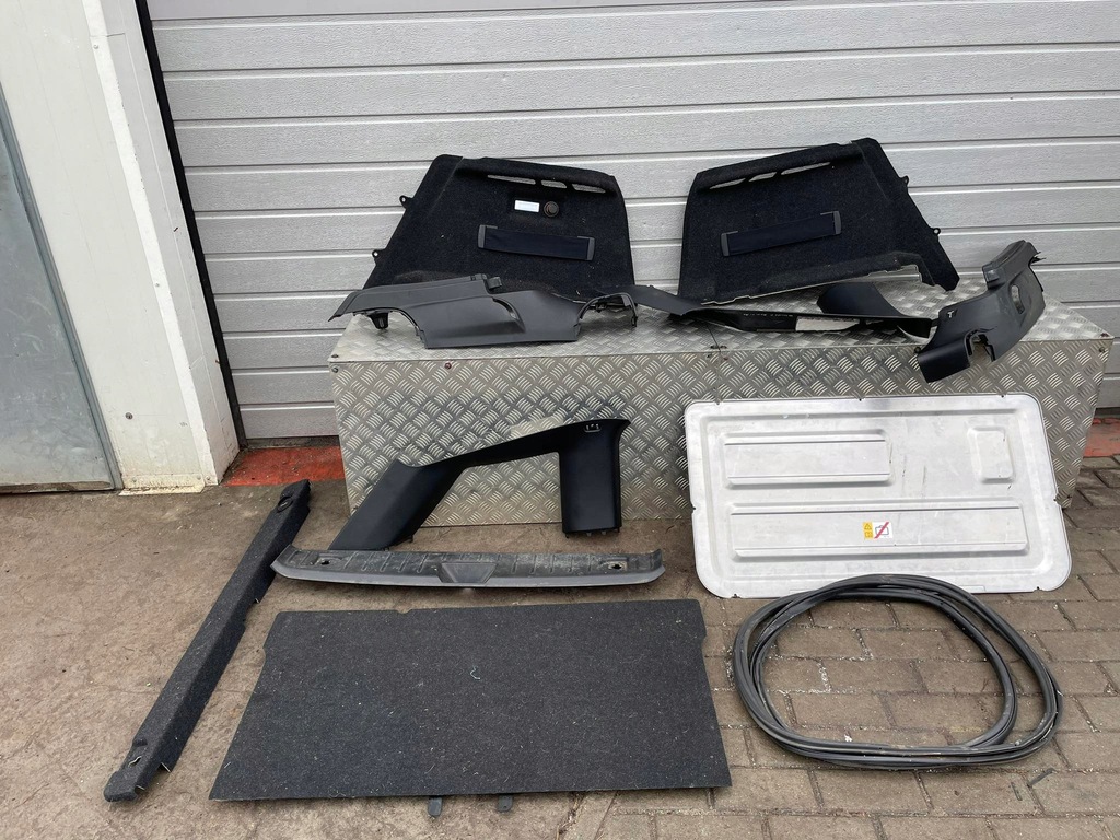 фото №1, Bmw i3 обшивки багажника обивка пол