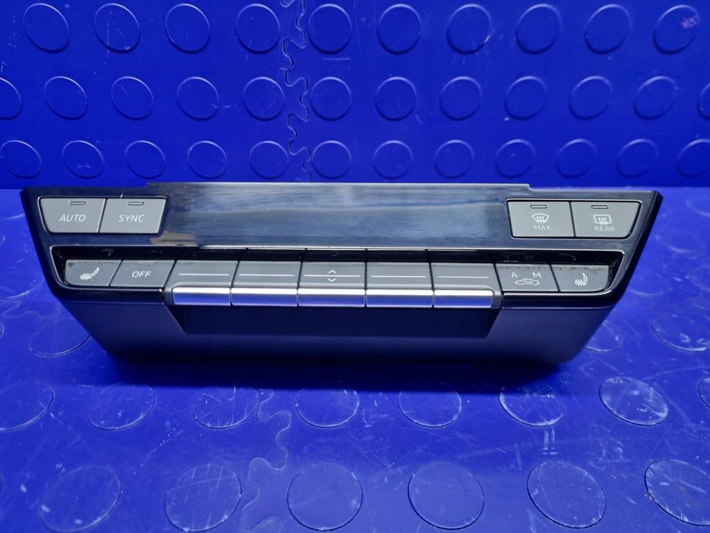 фото №6, Audi a3 8y панель обдув кондиционера оригинал 8y0820043a