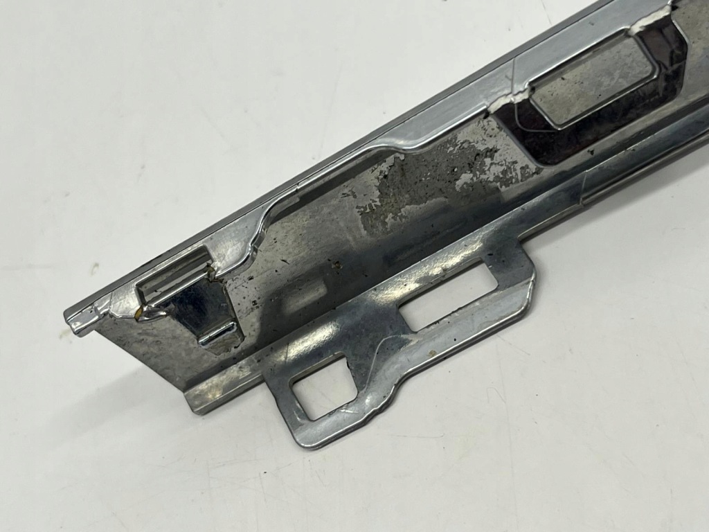 фото №14, Хром бампера правий задня volkswagen passat b8 3g0853842