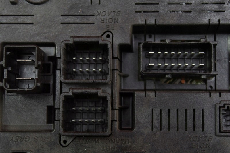 фото №5, Коробка предохранителей bsi 9658158780 citroen c5 1 i 1.6 hdi 109 km 04-08