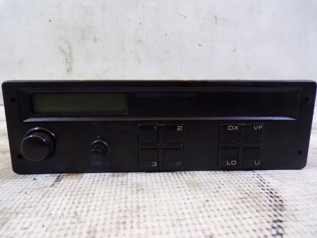 Купити Радіо alpha volkswagen passat b3