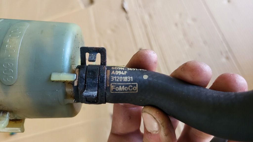 фото №5, S80 ii 2.5t бачок wzpomagania wąż 6g913r700bc