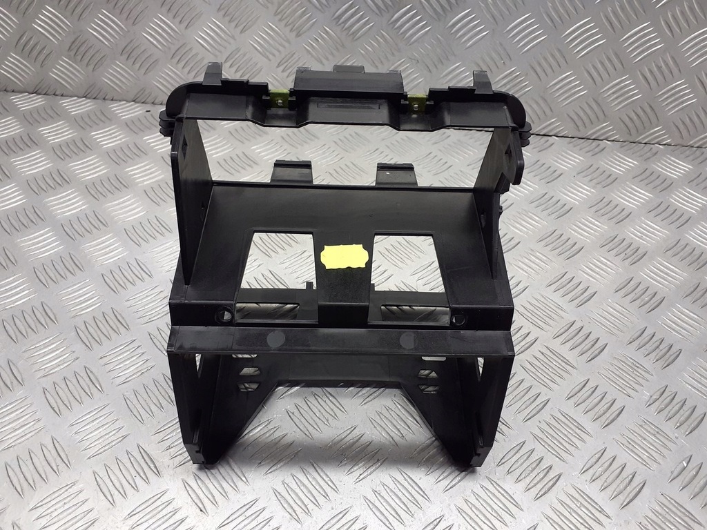 фото №3, Корзина радио vw golf v 1k0858089c