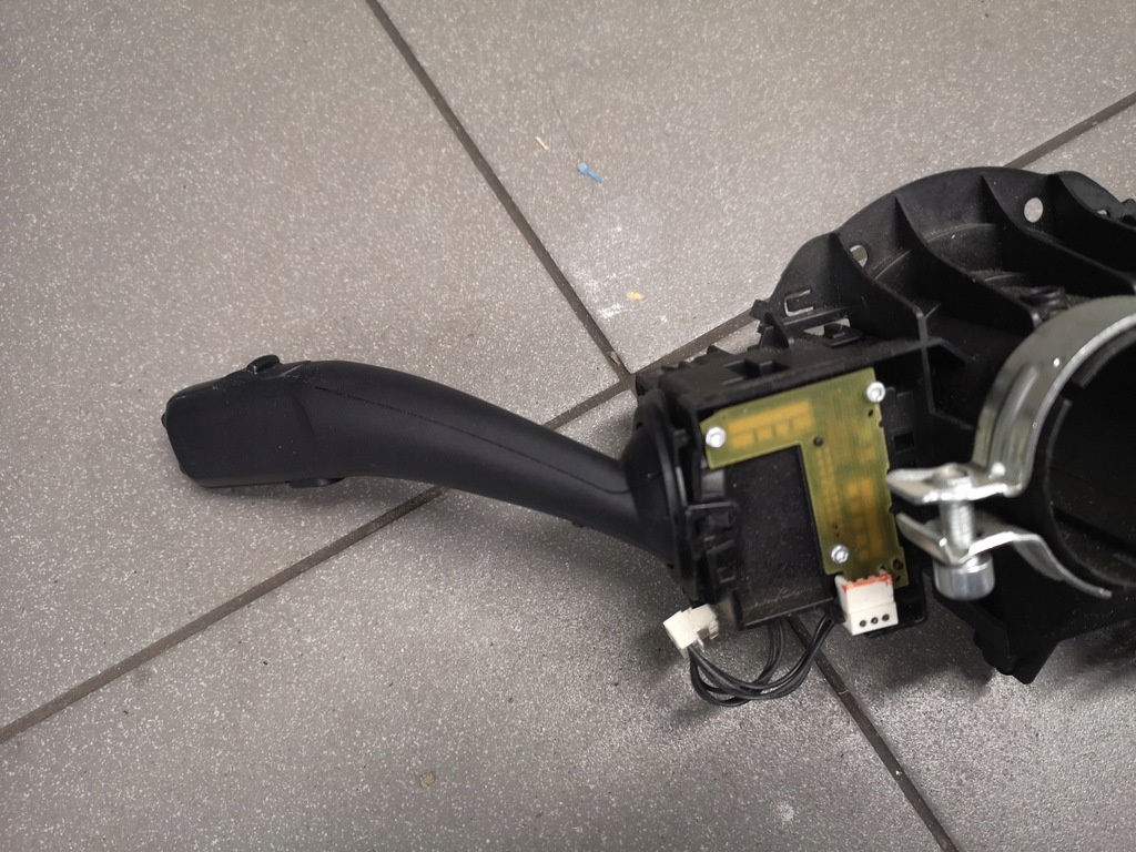 фото №6, Важіль перемикач комбінований a4 b8 8k0953502bj