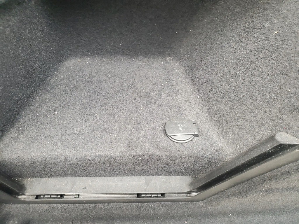 фото №6, Audi q3 f3 83a863879e задняя сторона левая обшивки багажника