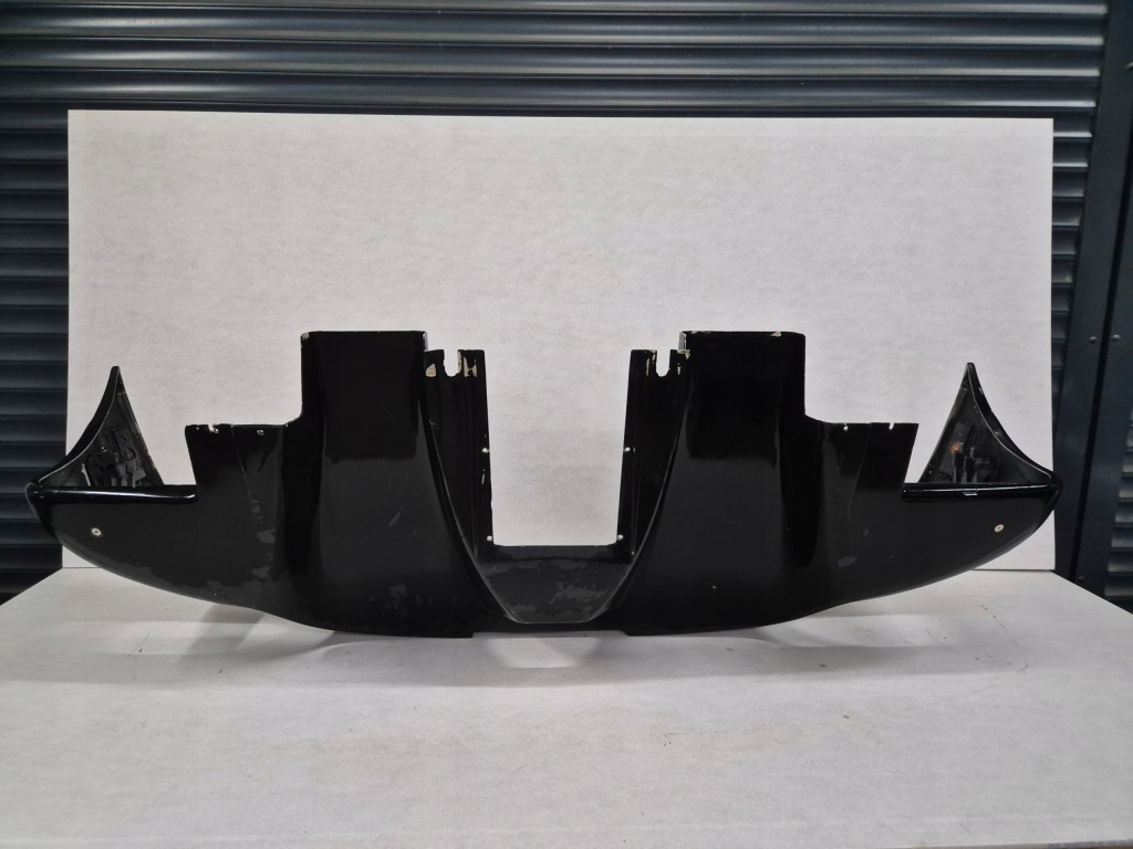 Бампер задний  задний ferrari f360 spider modena 99-05 Киев