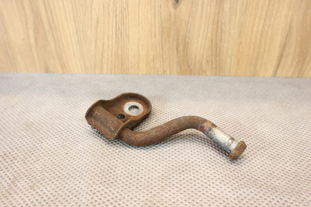 фото №1, Mercedes slk 171 r171 кронштейн выхлоп глушителя