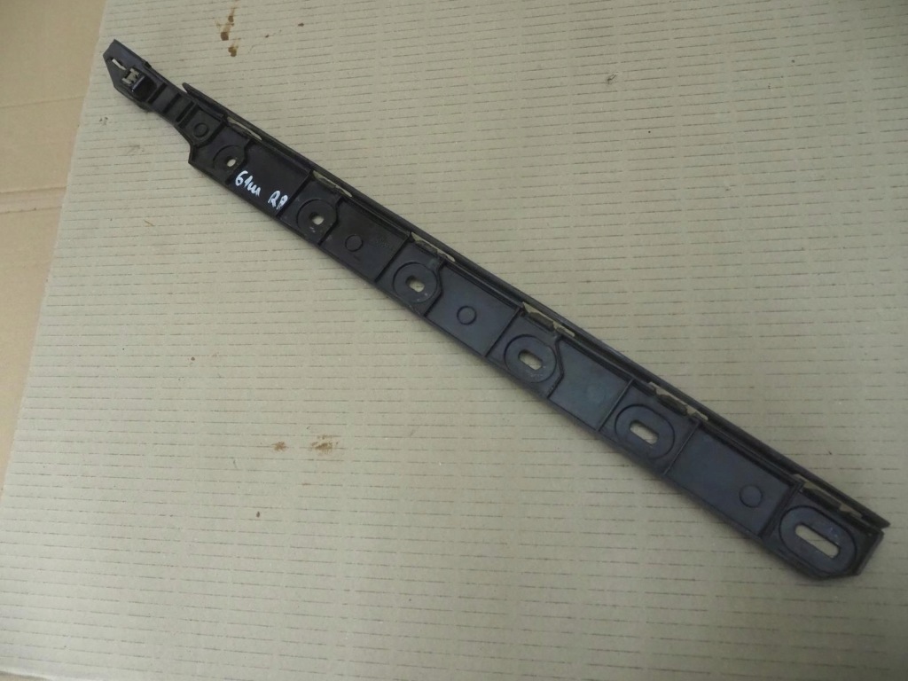 фото №10, Mercedes w639 направляющая бампера левый задняя 6398850756