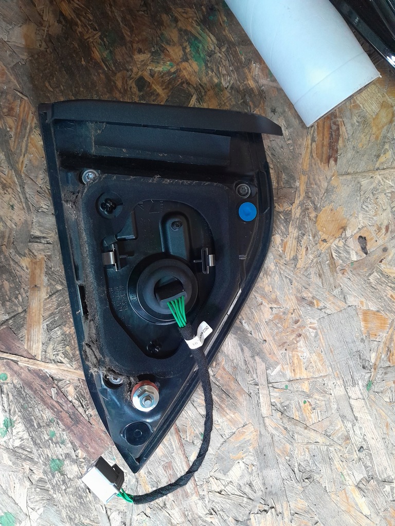 фото №7, Maserati levante trofeo lift лампы задняя kpl dark europa