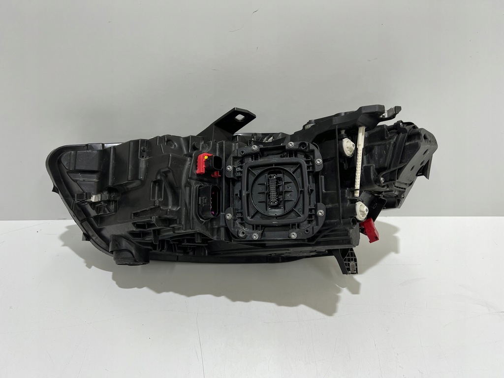 фото №10, Лампа права matrix audi a6 c7 lift 4g0941036