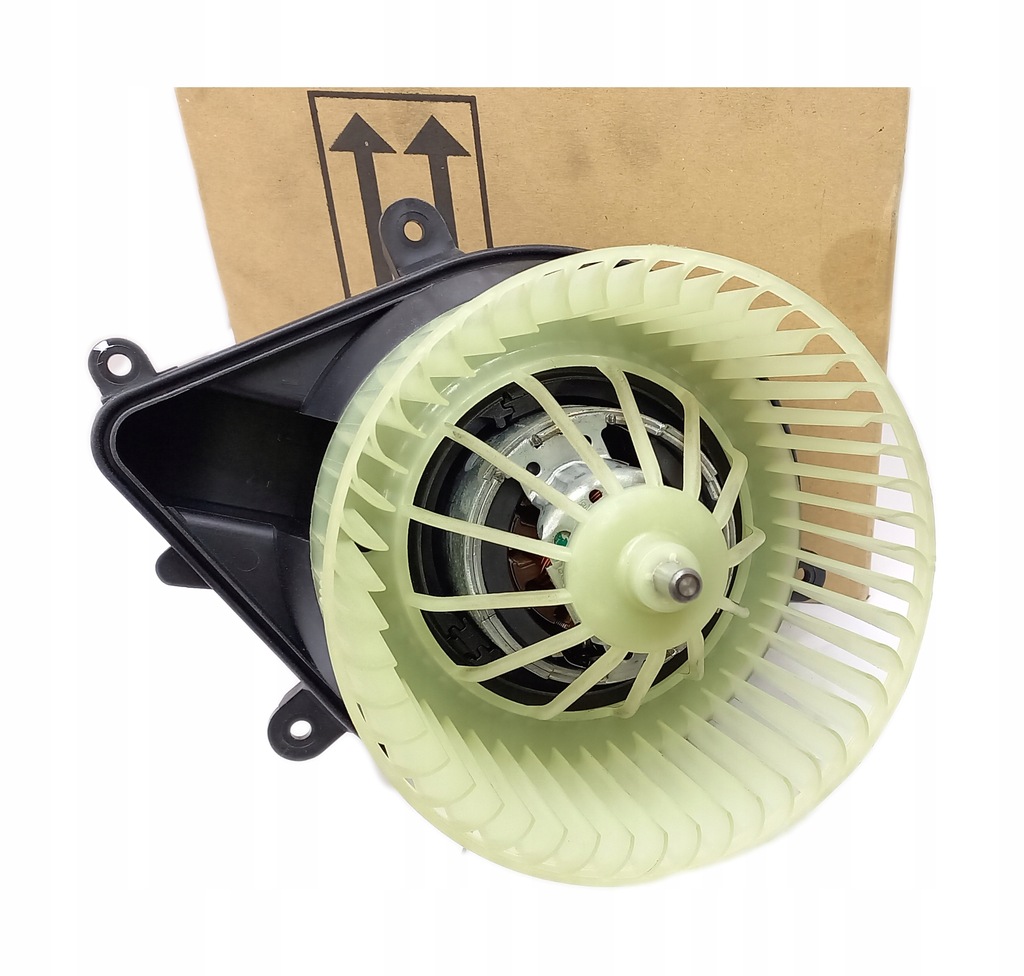 фото №1, Воздуходувка вентилятор citroen xsara 1.4-2.0 97-2005