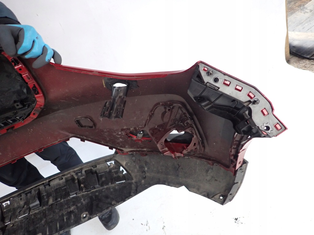 Volvo xc40 ii recharge lift 22- бампер перед передний решётка радиатора 31690933 Цена