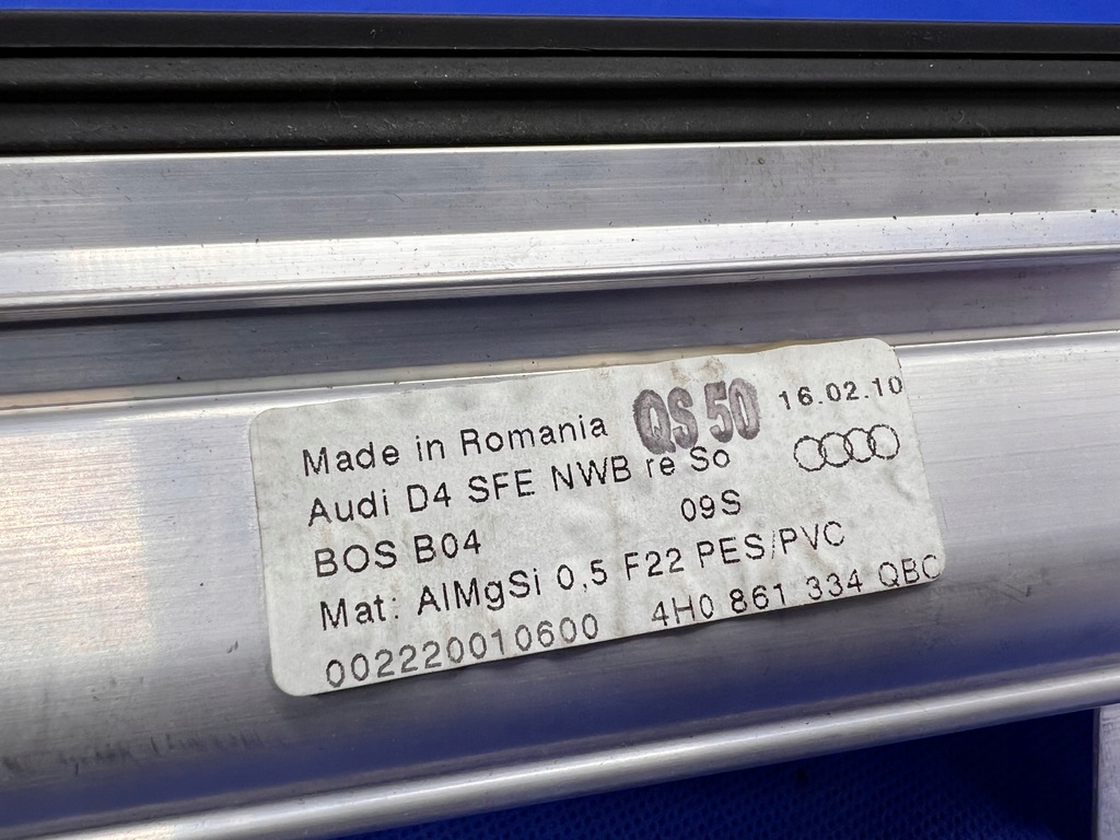 фото №6, Audi a8 s8 d4 шторка двері права задня 4h0861334