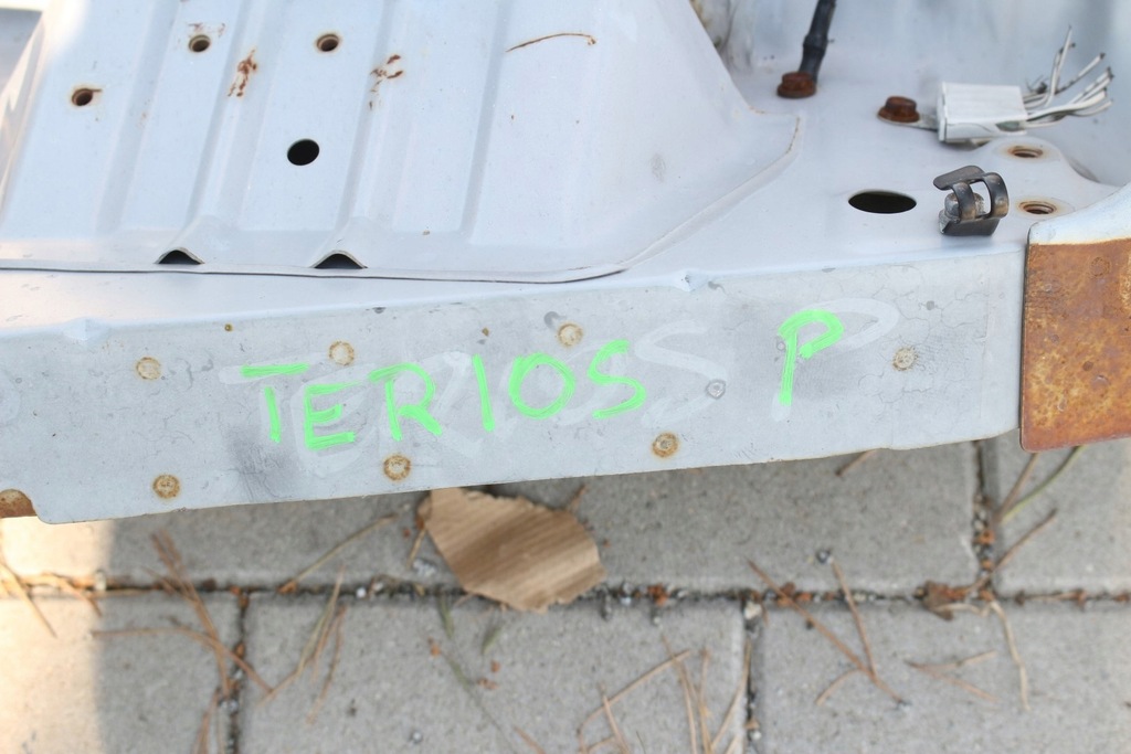 фото №7, Права лонжерон підкрилок daihatsu terios i