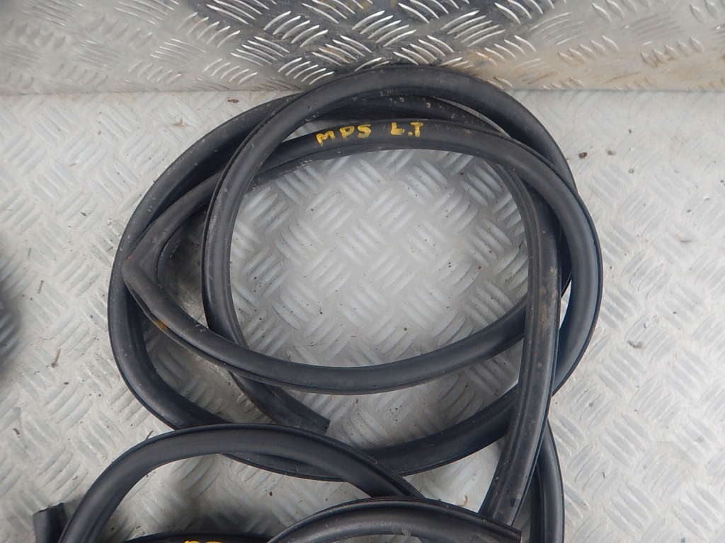 фото №4, Mazda 6 gg gy mps sedan прокладка двері перед задня