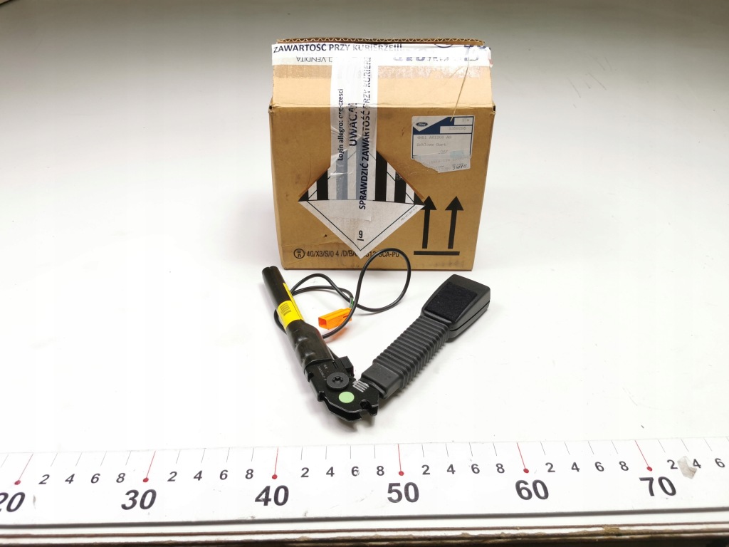 Натягувач поперечина правий перед ford focus mk2 оригінальний номер 4m51-a61208-ag 1359295 Недорого