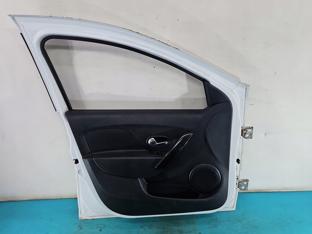 фото №8, Двері перед ліва водія dacia sandero ii 12-20 5d білий ov369