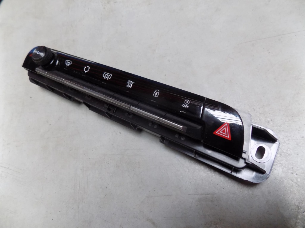 фото №4, Citroen c5 aircross 2017- панель керування радіо