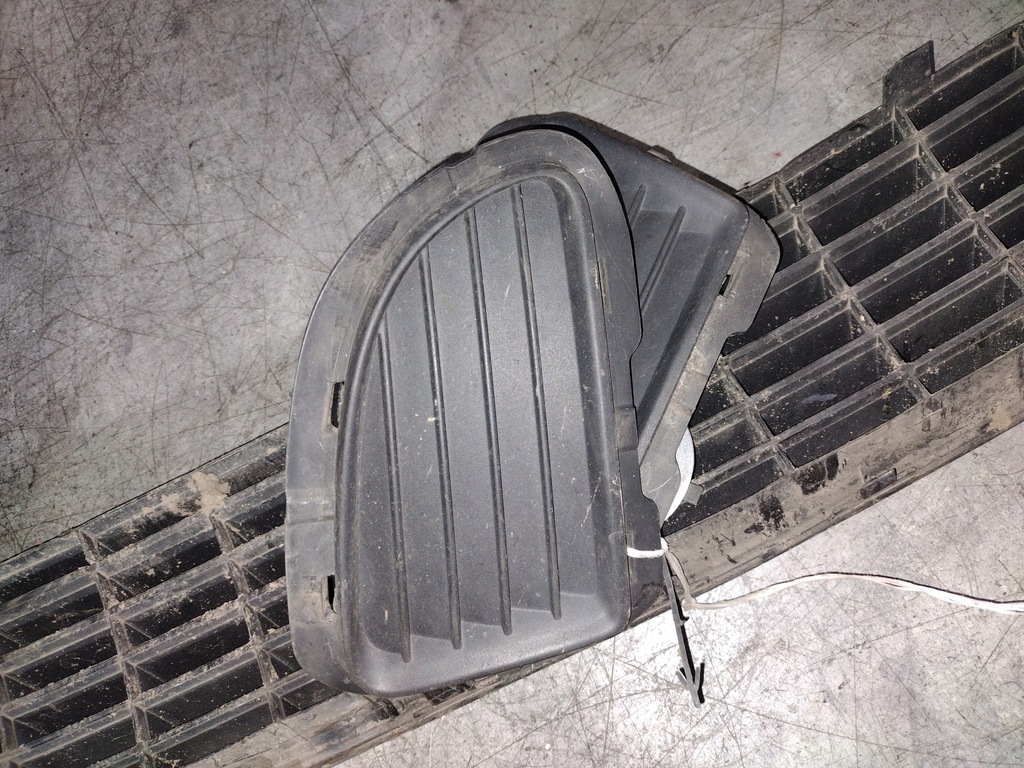 фото №9, Решётки бампера перед комплект fiat grande punto