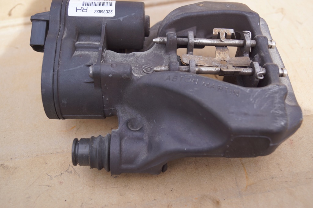 фото №5, Суппорт тормоза ручные правый задняя aston martin db11