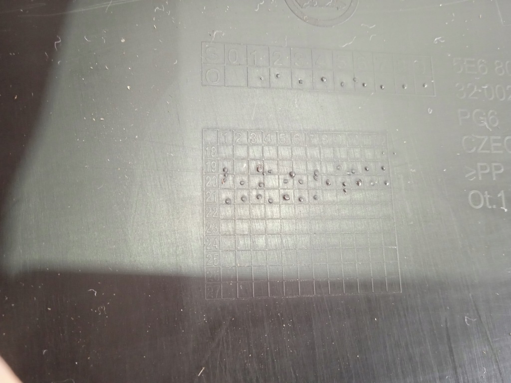 фото №12, Skoda octavia iv спойлер бампера задняя накладка