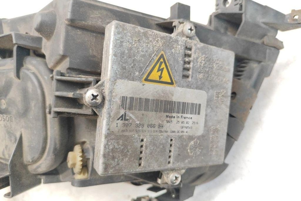 фото №13, Лампа права передня audi a8 d2 4d2, 4d8 1307329066 3.3l дизель 2002