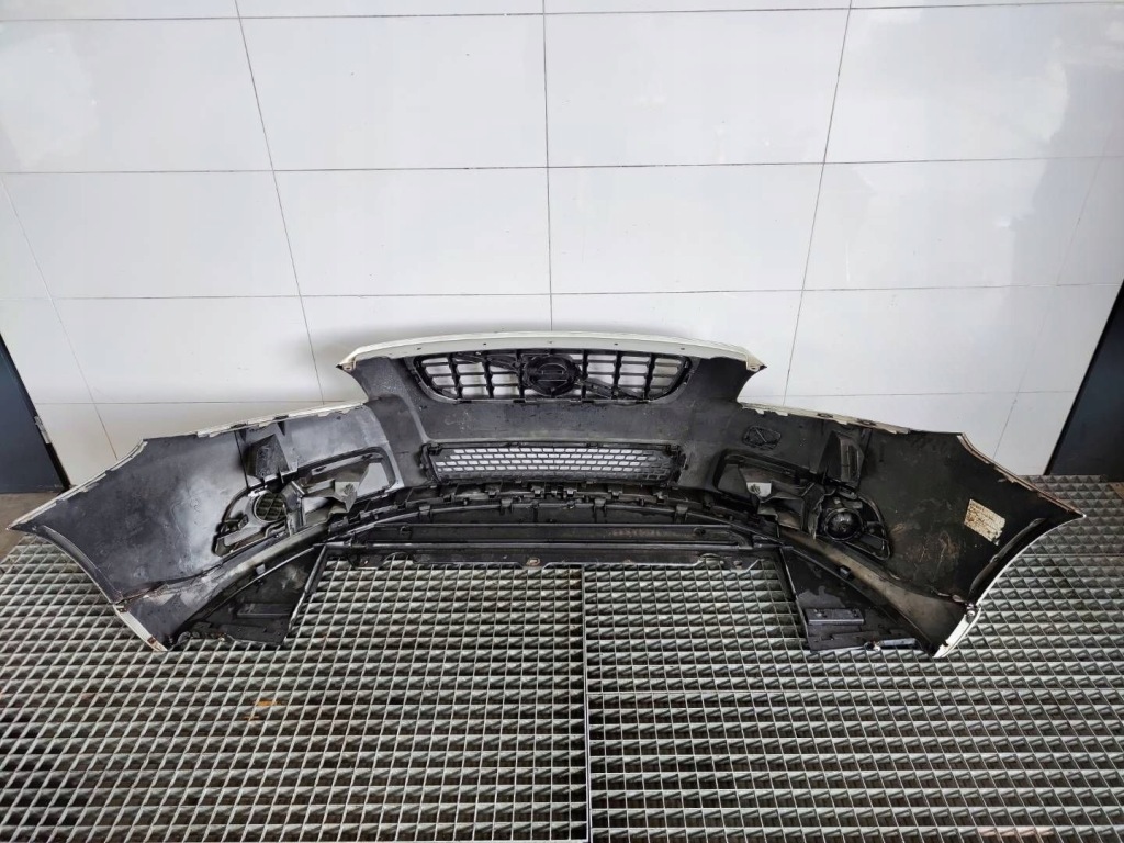 Купить Бампер перед передний решётка радиатора 426-26 volvo v70 iii lift