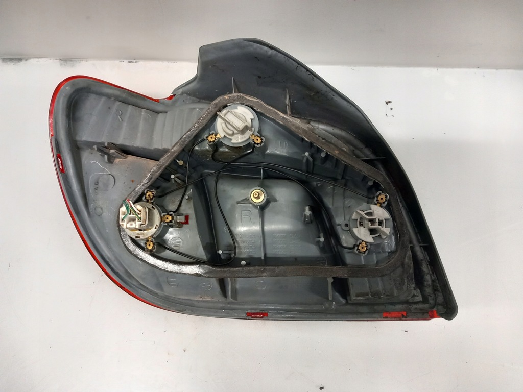 фото №4, Лампа права задня toyota yaris