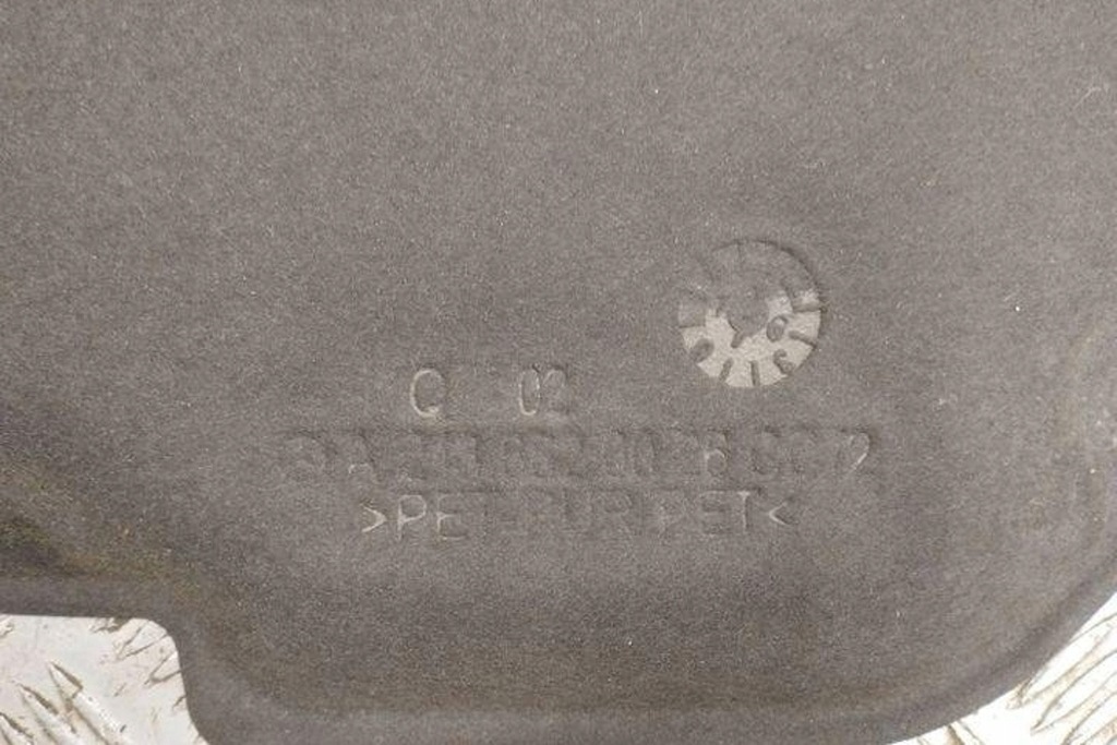 фото №8, Шумоізоляція капот mercedes-benz e t-model s213 a2136320026 2.0l дизель