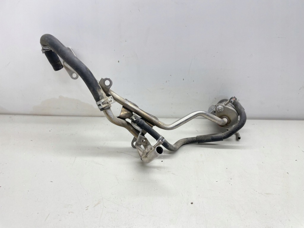 фото №1, Клапан egr lexus es 300h 6th gen 2561136010