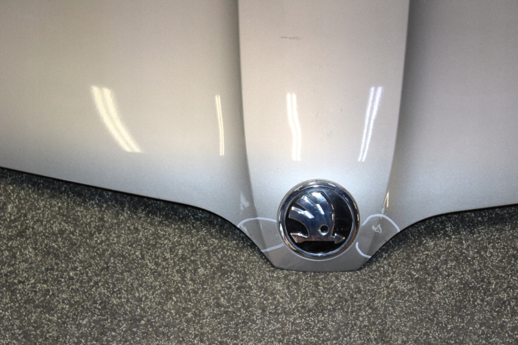 Skoda superb 15-22 3 капот крышка двигателя Киев