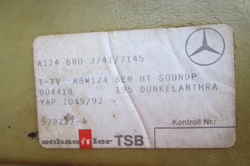 фото №5, Mercedes w124 sedan коврик обшивка пол