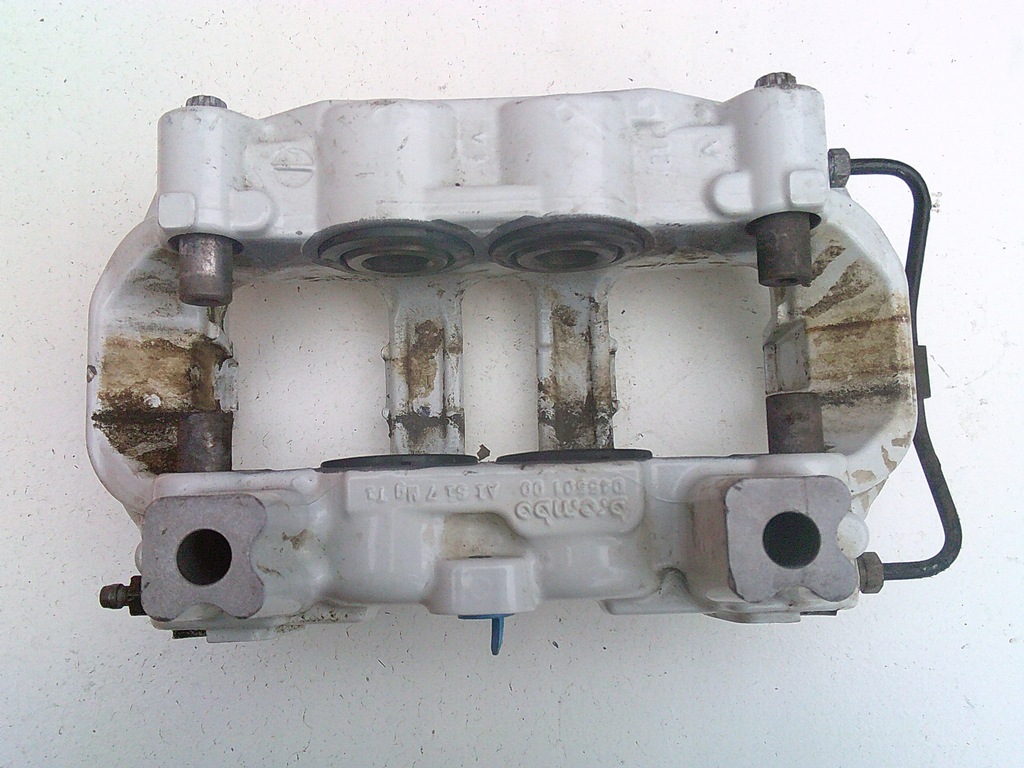 фото №14, Porsche taycan 1j1 суппорт левый задняя 1j1615123 brembo 1j1615403ad