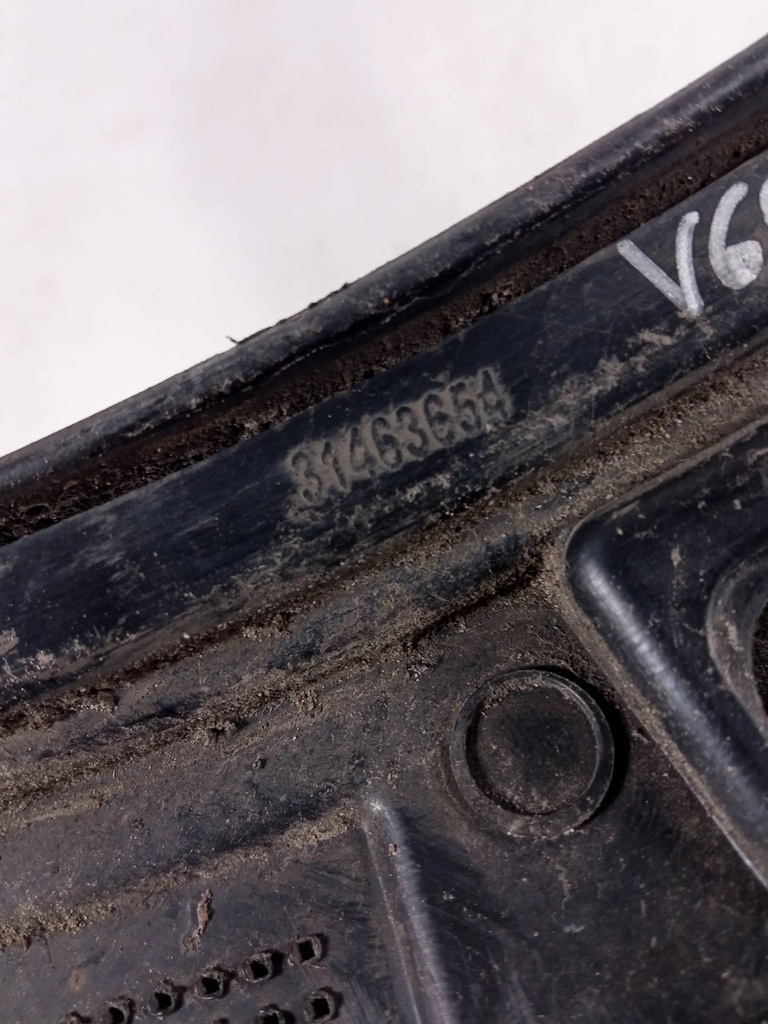 фото №8, Volvo v60 ii cross молдинг крыла левый перед