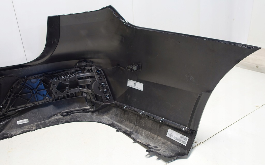 фото №12, Bmw 7 g70 m-pakiet na 6 датчиков парковки od 2022- бампер задняя задний