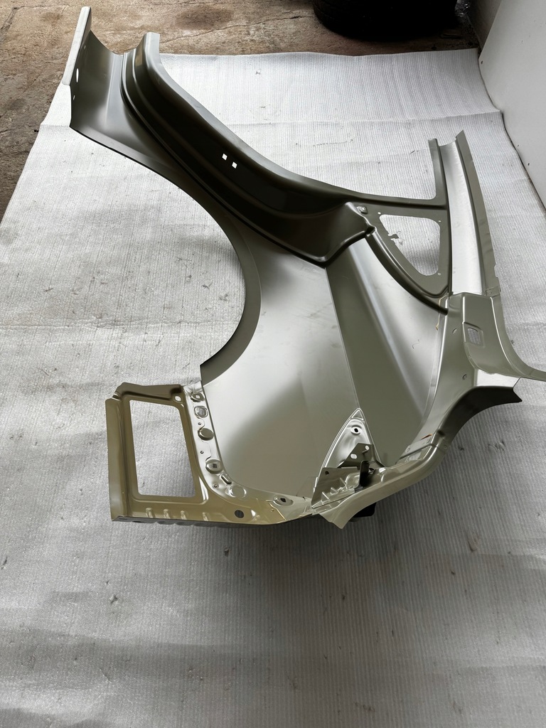 фото №8, Задній правий крила обшивка заднього крила праве tesla model 3