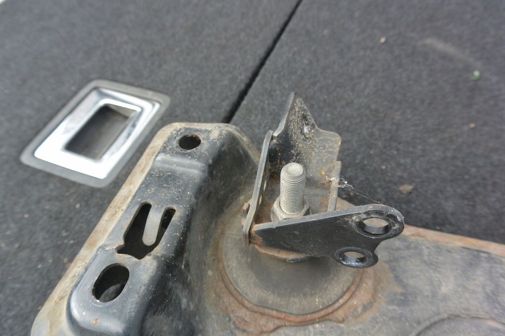 фото №8, Кронштейн коробки підпора lexus gs iii 450h