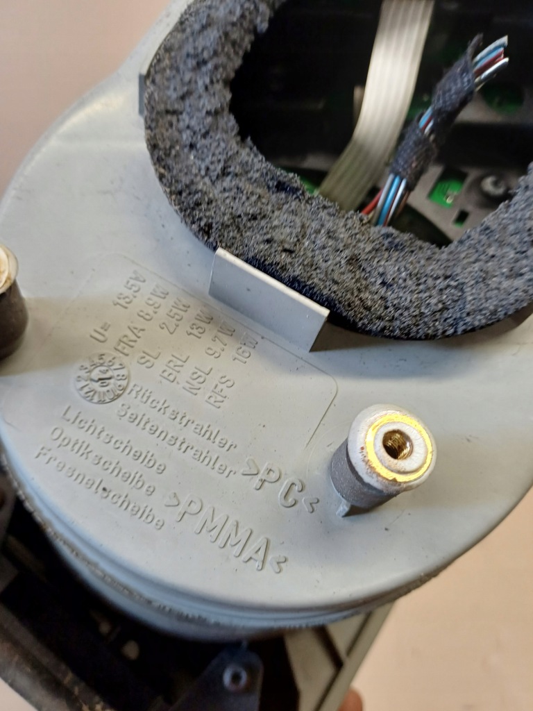 Фара левая задний vw phaeton оригинал Недорого