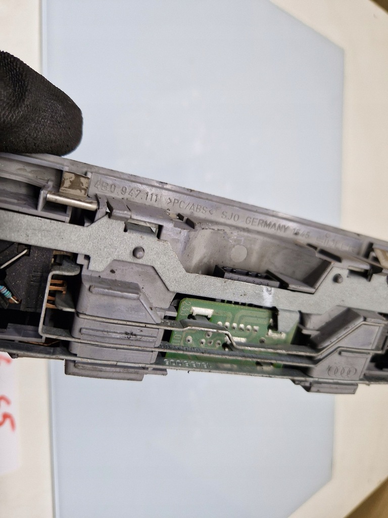 фото №6, Audi a6 s6 c5 4b 2001 лампа стельовий задня