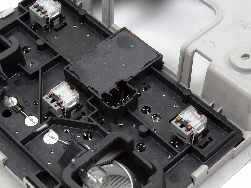 фото №4, Лампа освітлення салону kia sportage iii 10- 92800-3u400