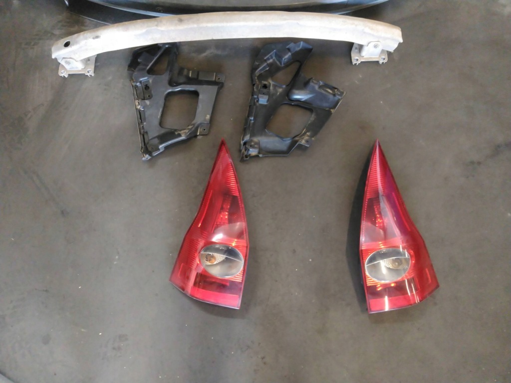 фото №2, Kompletny задня кришка багажника бампер лампа балка renault megane ii kombi tea19