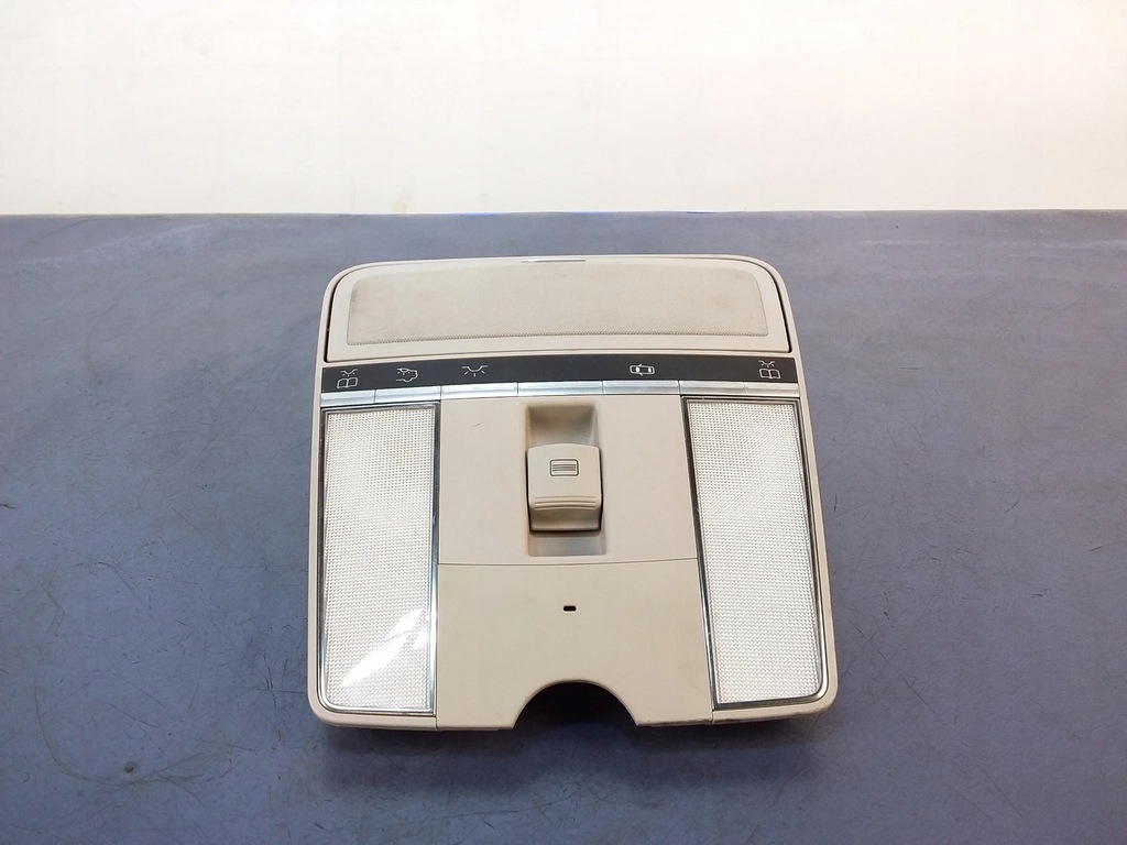 фото №1, Mercedes s w221 лампа потолочный 2168205026
