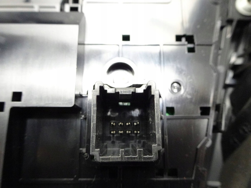 фото №8, Панель радио ford b-max sony