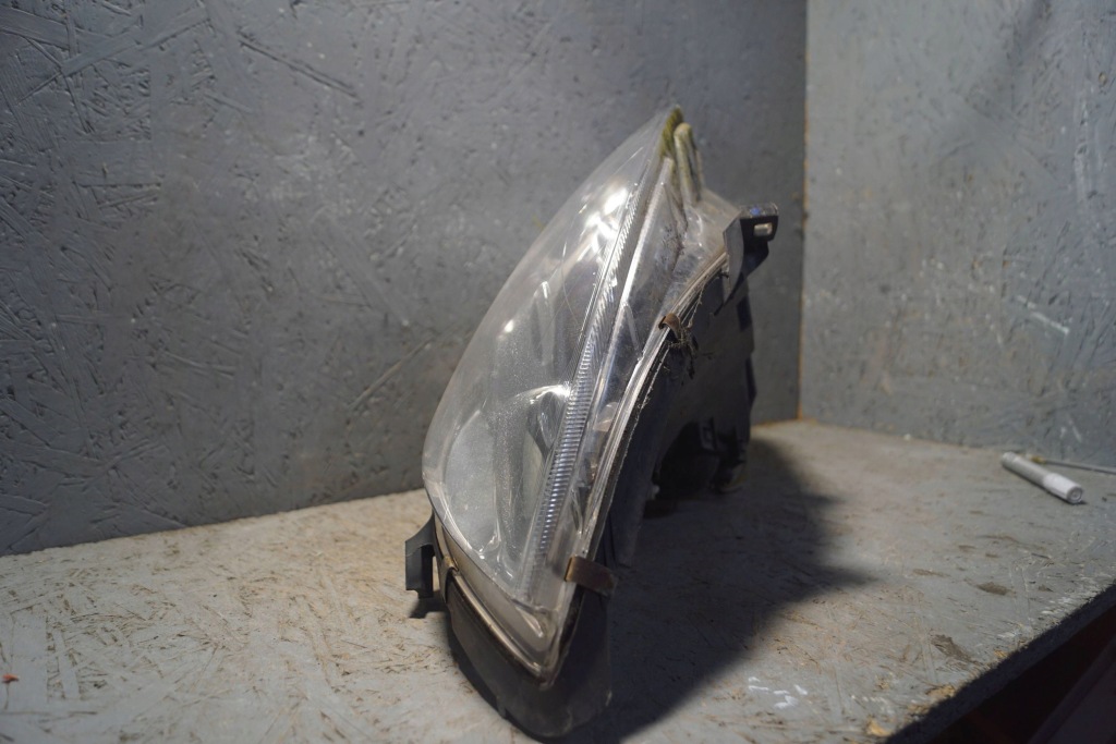 Mercedes w169 фара правый  перед s2341 uk Оригинал