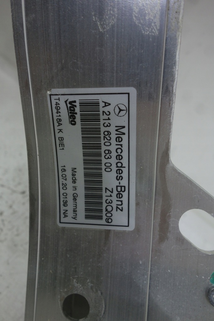 фото №7, Pas передний + кронштейны mercedes e w213